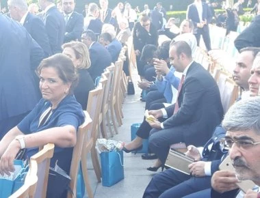 Στην Άγκυρα για την ορκωμοσία του Ρ.Τ.Ερντογάν η Ντόρα Μπακογιάννη (Φωτό)